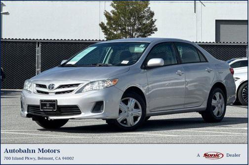 Classic Silver Metallic 2012 Toyota Corolla LE
