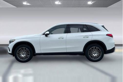 Polar White 2026 Mercedes-Benz GLC 300 Base