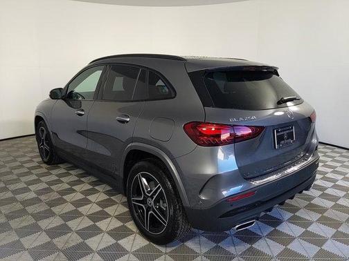 2025 Mercedes-Benz GLA 250 Base