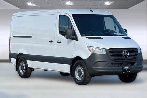 2025 Mercedes-Benz Sprinter 2500 Standard Roof