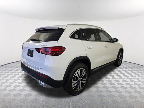 2025 Mercedes-Benz GLA 250 4MATIC