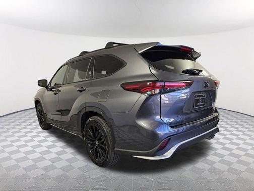 2024 Toyota Highlander XSE