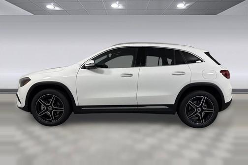 Polar White 2026 Mercedes-Benz GLA 250 4MATIC