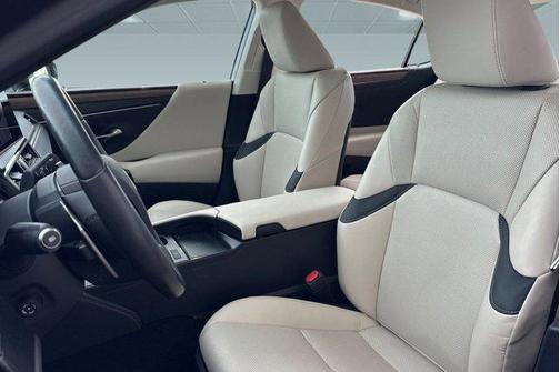 2024 Lexus ES 350 Base