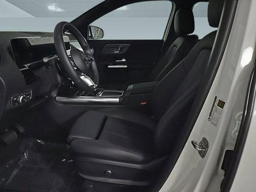 2025 Mercedes-Benz GLA 250 Base