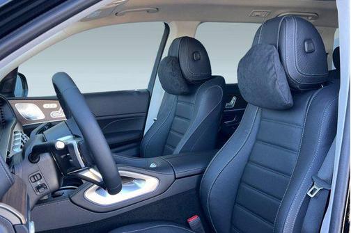 2026 Mercedes-Benz GLS 450 4MATIC