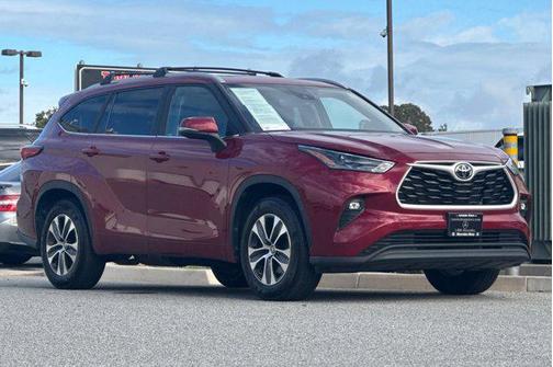 2023 Toyota Highlander XLE