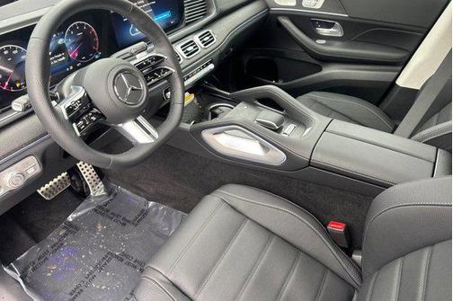 2026 Mercedes-Benz GLS 450 4MATIC