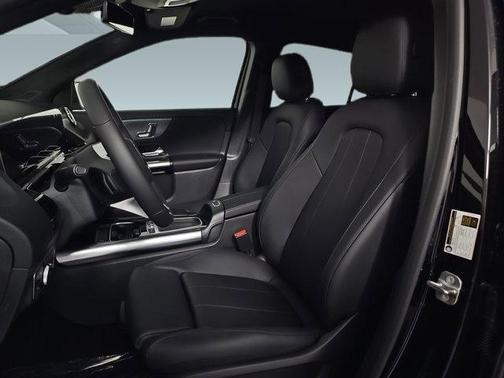 2025 Mercedes-Benz GLA 250 Base