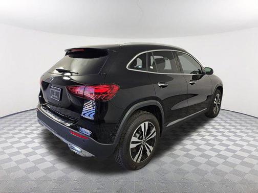 2025 Mercedes-Benz GLA 250 Base