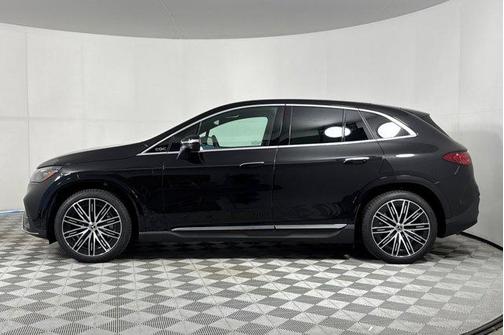 Obsidian Black Metallic 2026 Mercedes-Benz EQE 320+ EQE 320+