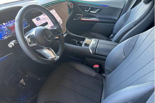 Obsidian Black Metallic 2026 Mercedes-Benz EQE 320+ EQE 320+