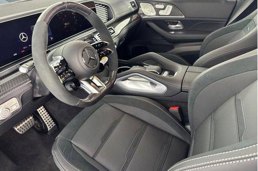 MANUFAKTUR Moonlight White Metallic 2026 Mercedes-Benz AMG GLE 53 4MATIC+ Coupe