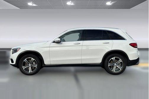 2017 Mercedes-Benz GLC 300 4MATIC