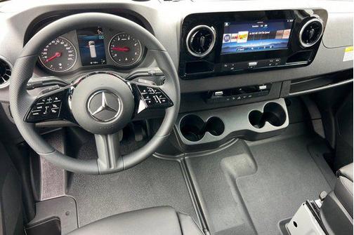 2026 Mercedes-Benz Sprinter 2500 High Roof