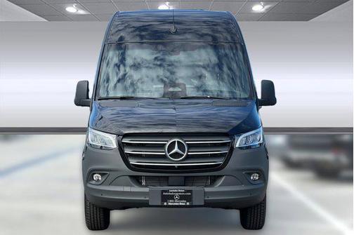 2025 Mercedes-Benz Sprinter 2500 Standard Roof