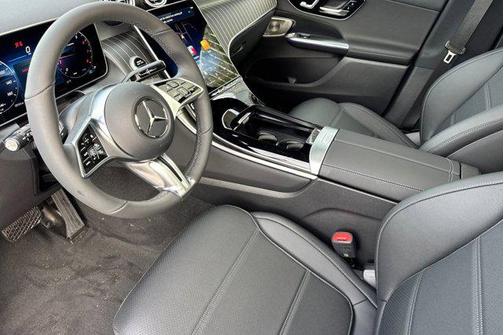 2026 Mercedes-Benz GLC 300 Base