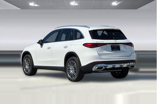2026 Mercedes-Benz GLC 300 Base