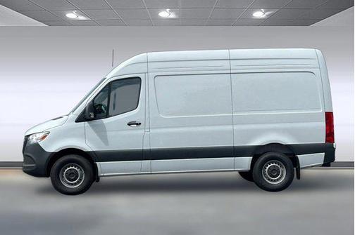 2025 Mercedes-Benz Sprinter 2500 Standard Roof