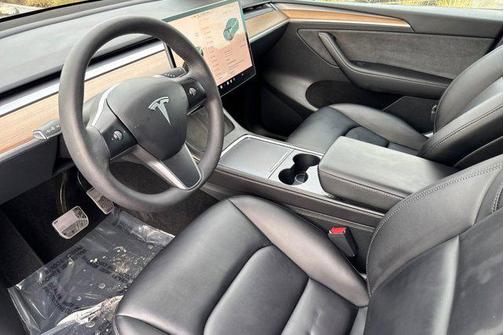 2023 Tesla Model Y Long Range Dual Motor All-Wheel Drive