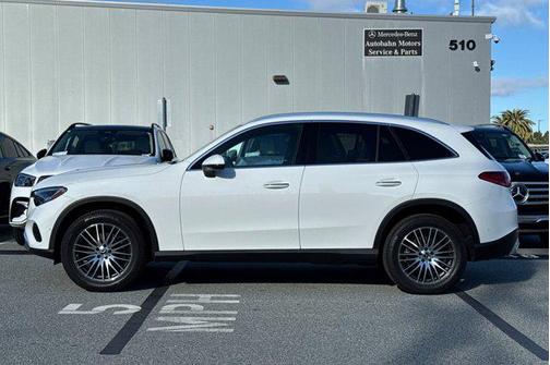 2025 Mercedes-Benz GLC 300 Base