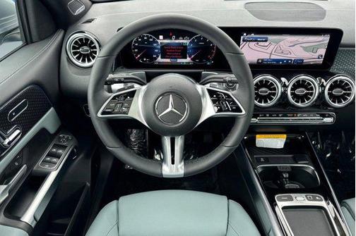 Cirrus Silver Metallic 2026 Mercedes-Benz GLB 250 Base