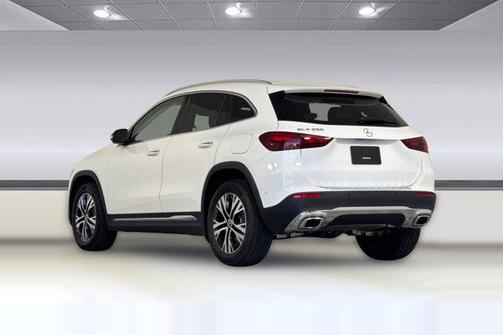 Polar White 2024 Mercedes-Benz GLA 250 Base