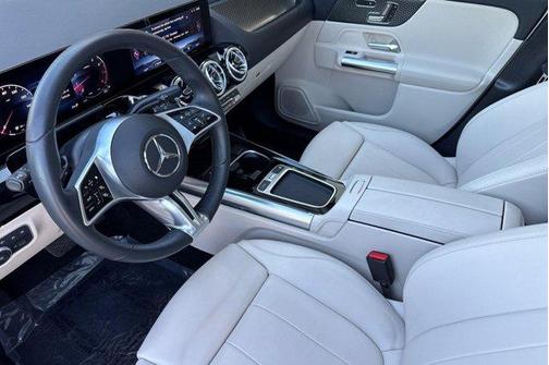 Polar White 2024 Mercedes-Benz GLA 250 Base