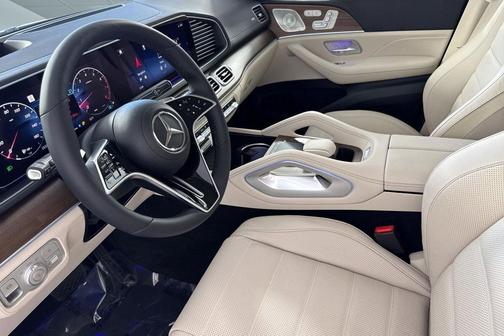 MANUFAKTUR Ireland Mid Green Metallic 2026 Mercedes-Benz GLE 450 4MATIC
