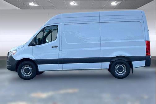 2025 Mercedes-Benz Sprinter 2500 Standard Roof
