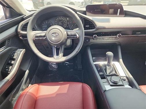 2025 Mazda Mazda3 2.5 S Carbon Edition