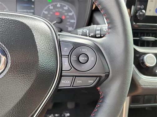 2025 Toyota Corolla Cross Hybrid SE