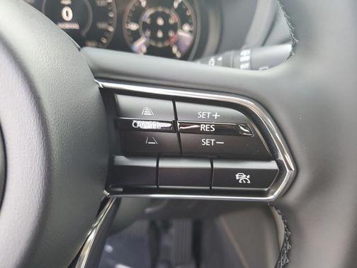 Zircon Sand Metallic 2026 Mazda CX-70 SCP