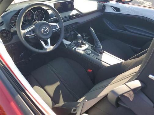 2025 Mazda MX-5 Miata Club