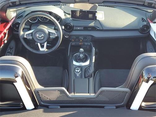 2025 Mazda MX-5 Miata Club