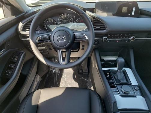 2025 Mazda Mazda3 FWD w/Preferred Package
