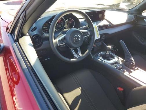 2025 Mazda MX-5 Miata Sport