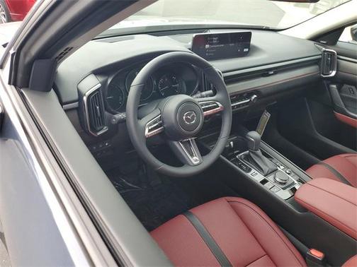 2026 Mazda CX-50 Premium Plus