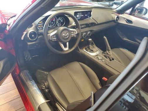 Soul Red Crystal Metallic 2026 Mazda MX-5 Miata Grand Touring