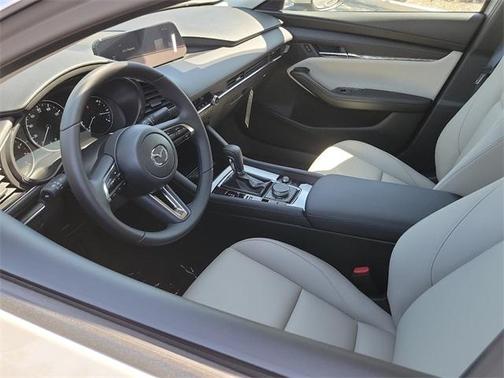 2025 Mazda Mazda3 FWD w/Preferred Package