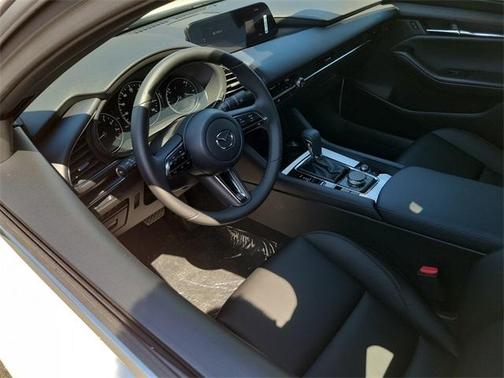 2025 Mazda Mazda3 FWD w/Preferred Package