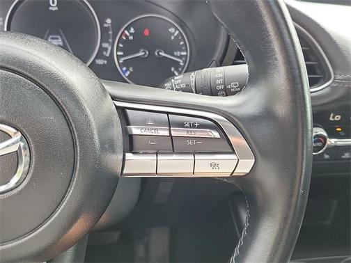 2022 Mazda Mazda3 FWD w/Premium Package