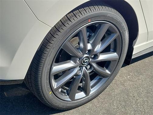 2025 Mazda Mazda3 FWD w/Preferred Package