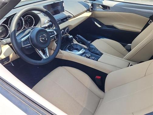 2025 Mazda MX-5 Miata RF Grand Touring