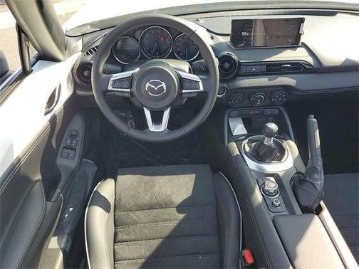 2025 Mazda MX-5 Miata Club