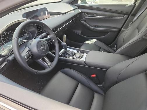 2025 Mazda Mazda3 FWD w/Preferred Package