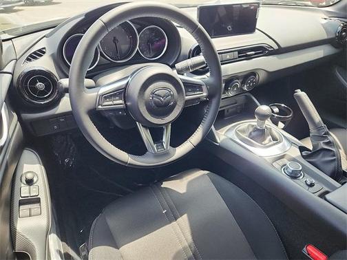 2025 Mazda MX-5 Miata Sport