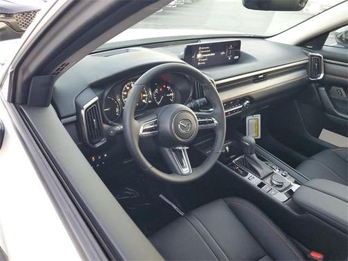 2026 Mazda CX-50 Premium Plus