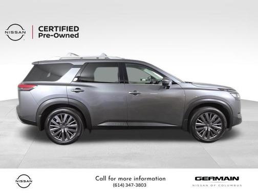 2024 Nissan Pathfinder SL Premium