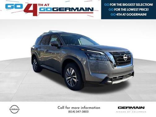 2025 Nissan Pathfinder SL